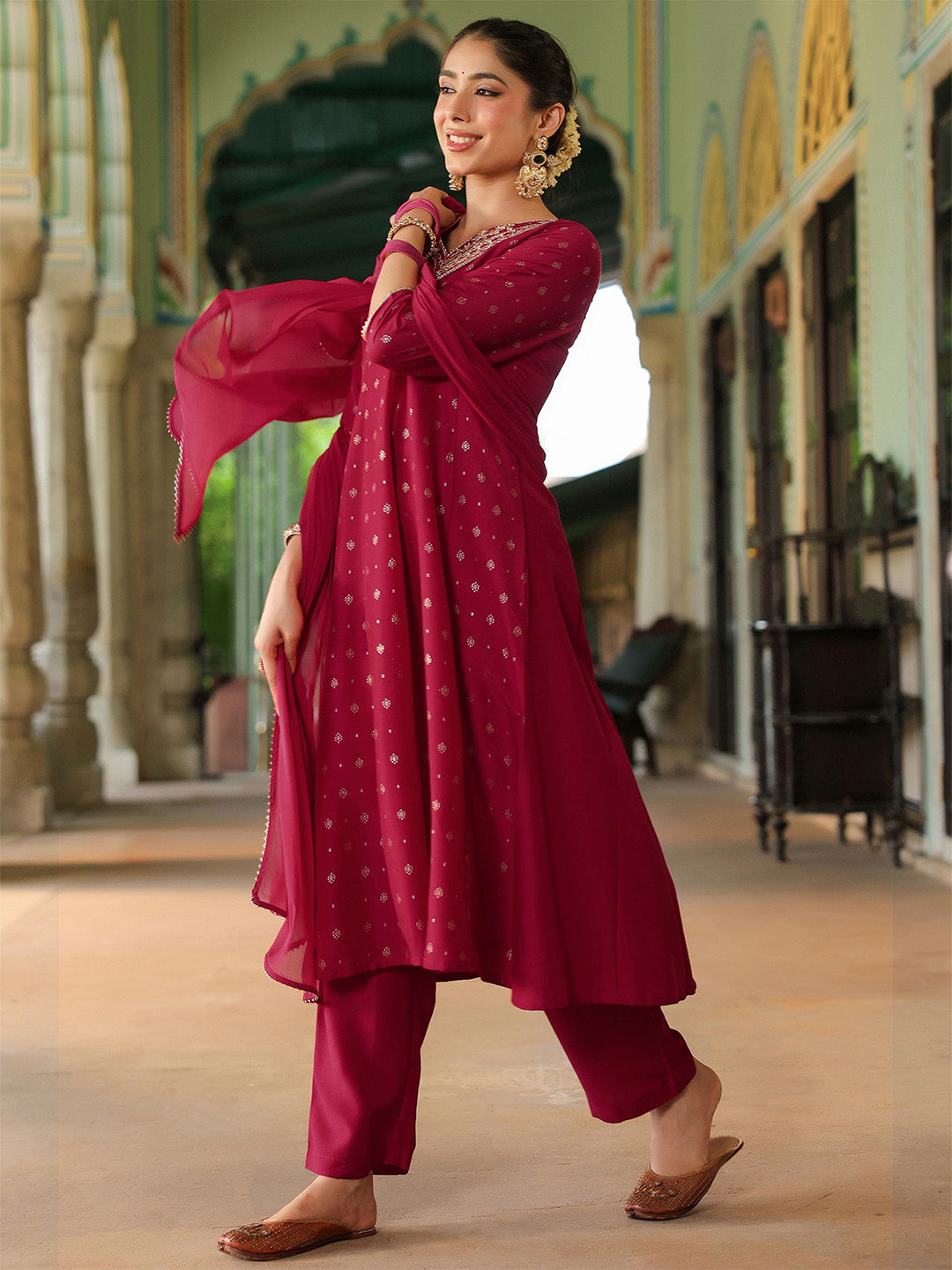 Women's Pink Silk Blend Zari Yoke Embroidered Gold Printed Anarkali Kurta Set