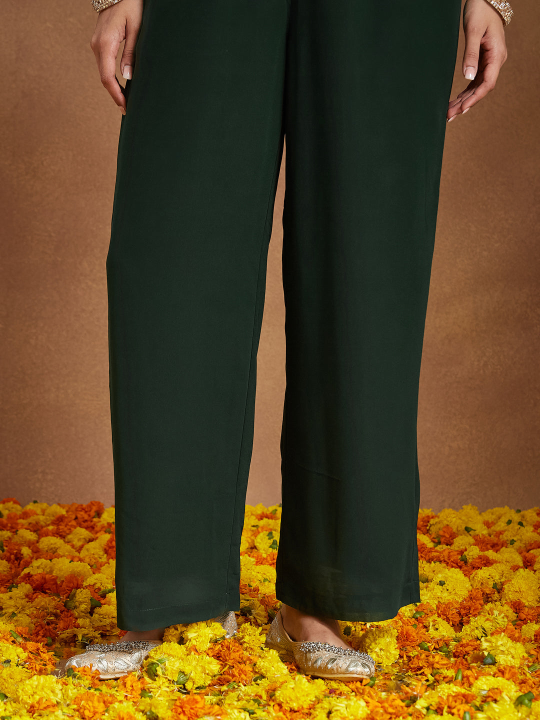 Women's Green Georgette Zari Embroidered Straight Kurta With Palazzo & Dupatta Set