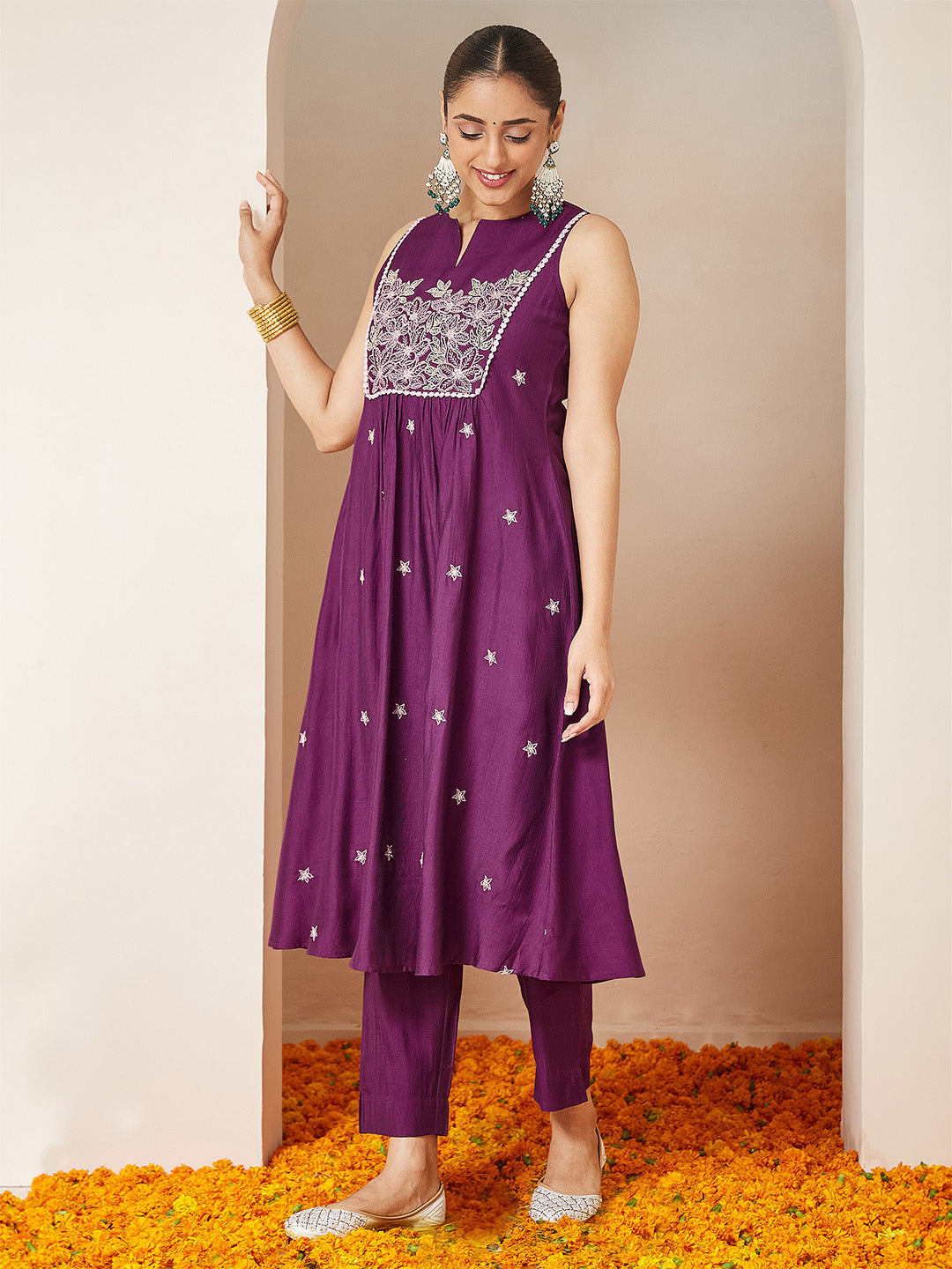 Women's Purple Silk Blend Embroidered Straight Kurta Set