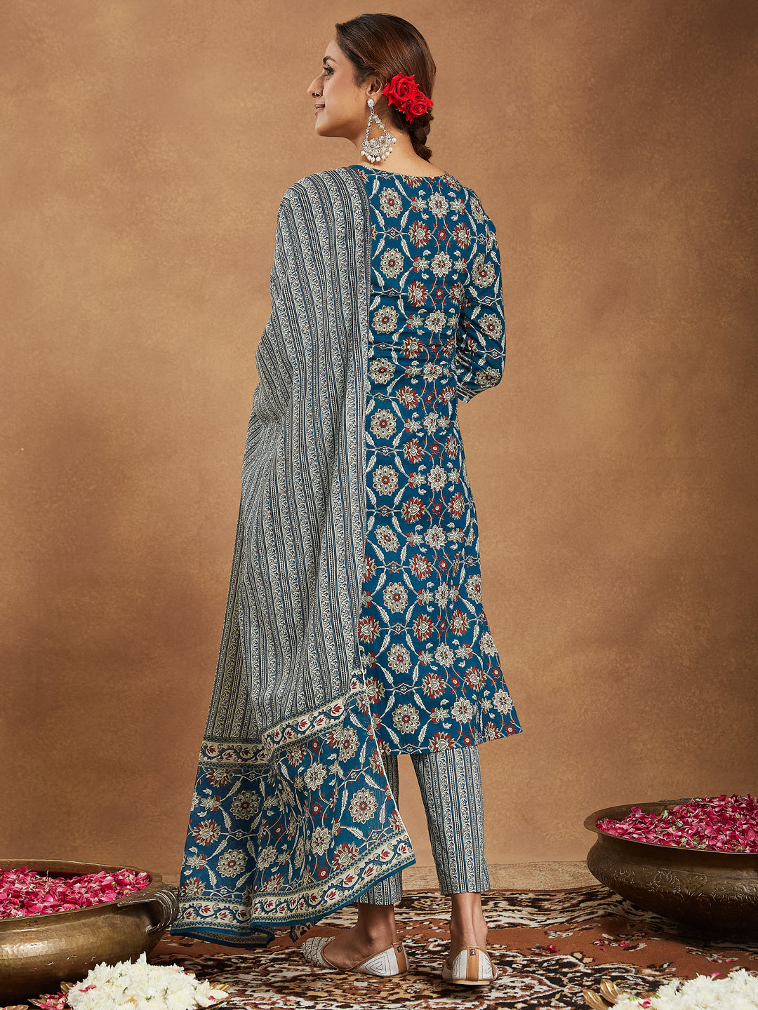Women's Teal Blue Pure Cotton Floral Printed Straight Kurta Set