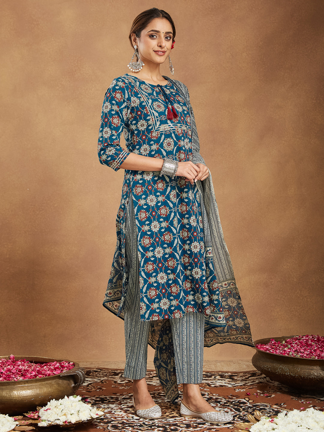 Women's Teal Blue Pure Cotton Floral Printed Straight Kurta Set