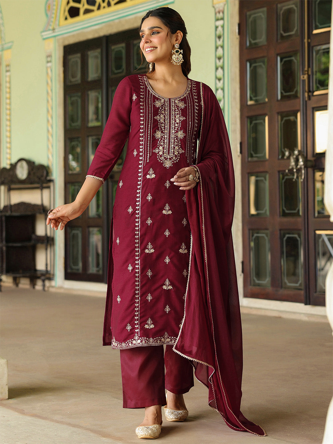 Women's Maroon Silk Blend Zari Embroidered Straight Kurta Set With Dupatta