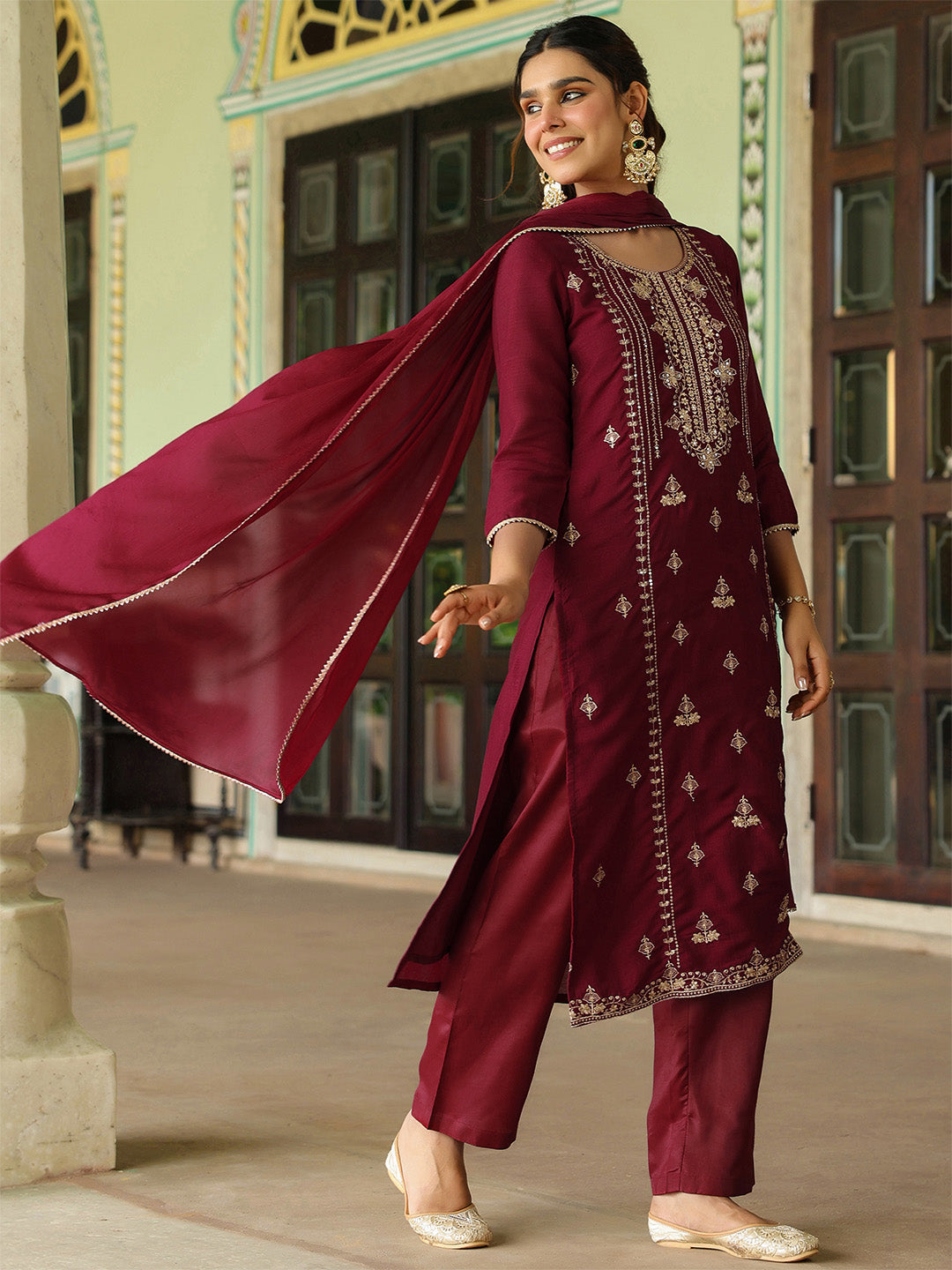 Women's Maroon Silk Blend Zari Embroidered Straight Kurta Set With Dupatta