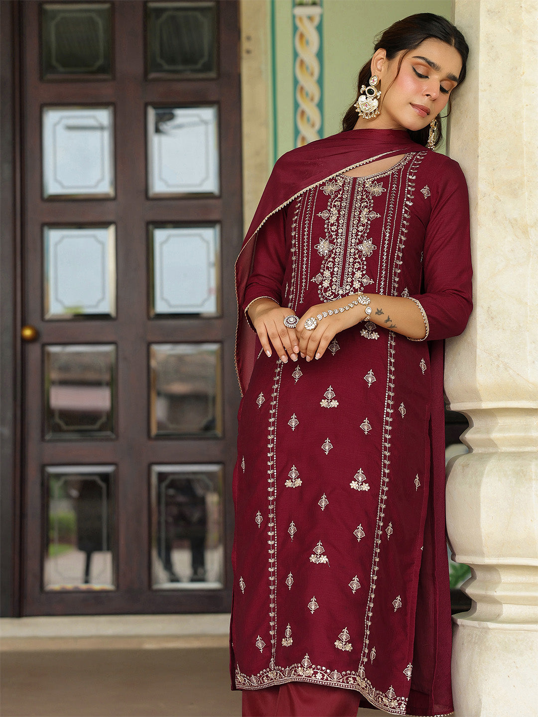 Women's Maroon Silk Blend Zari Embroidered Straight Kurta Set With Dupatta