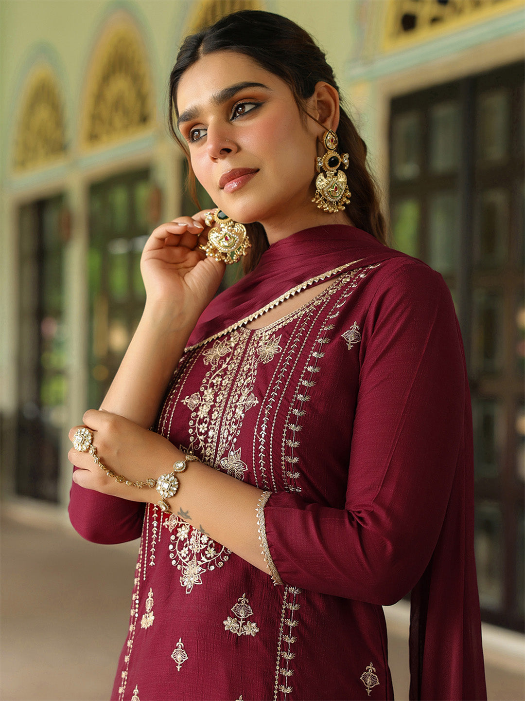 Women's Maroon Silk Blend Zari Embroidered Straight Kurta Set With Dupatta