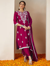 Women's Pink Silk Blend Embroidered Straight Kurta Set With Dupatta