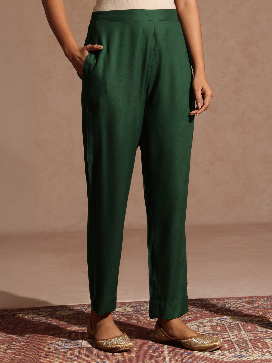 Women's Green Rayon Yoke Embroidered Sequinned Straight Kurta Set With Dupatta