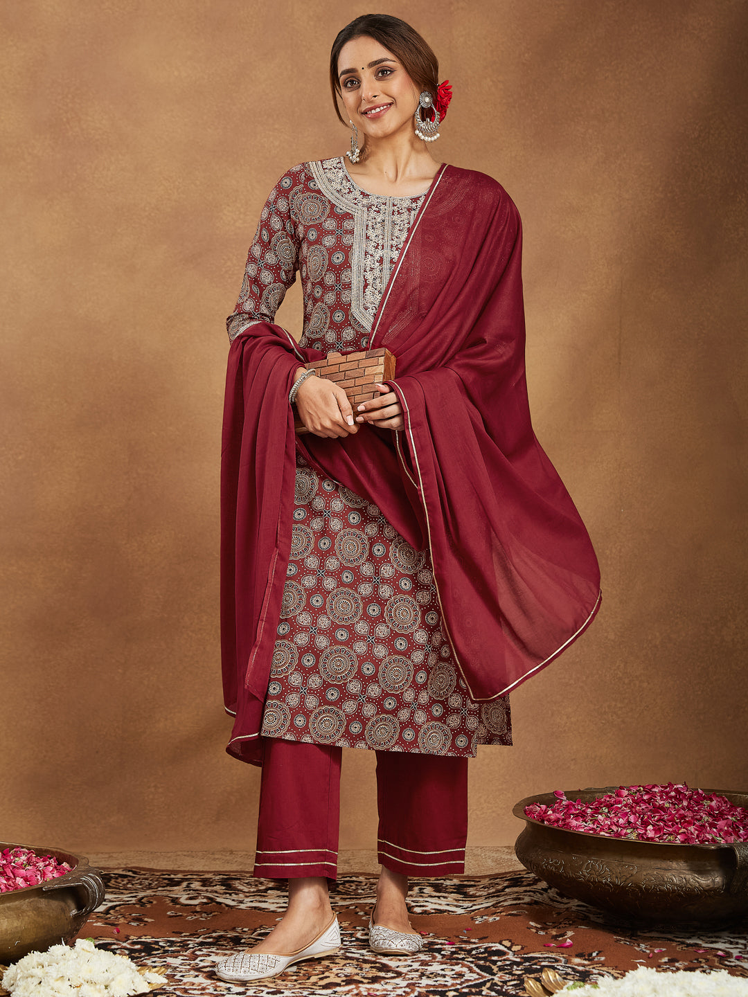Women's Maroon Pure Cotton Ethnic Motifs Printed Straight Kurta Set