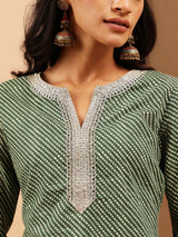 Women's Green & Maroon Pure Cotton Printed Straight Kurta Set