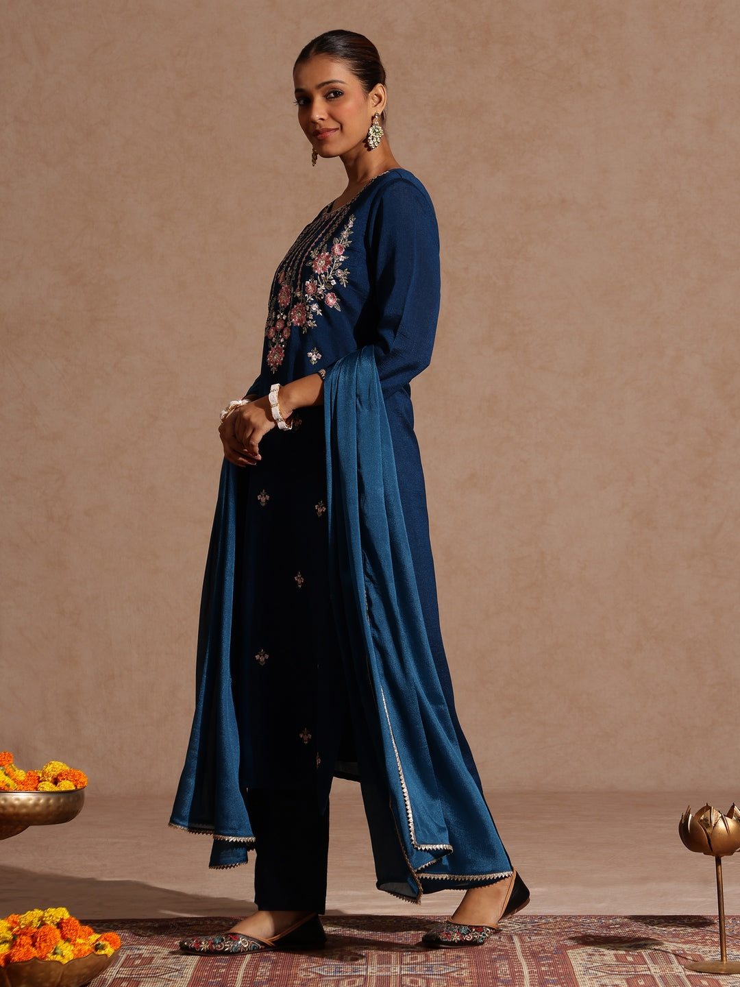 Women's Teal Blue Silk Blend Embroidered Straight Kurta Set