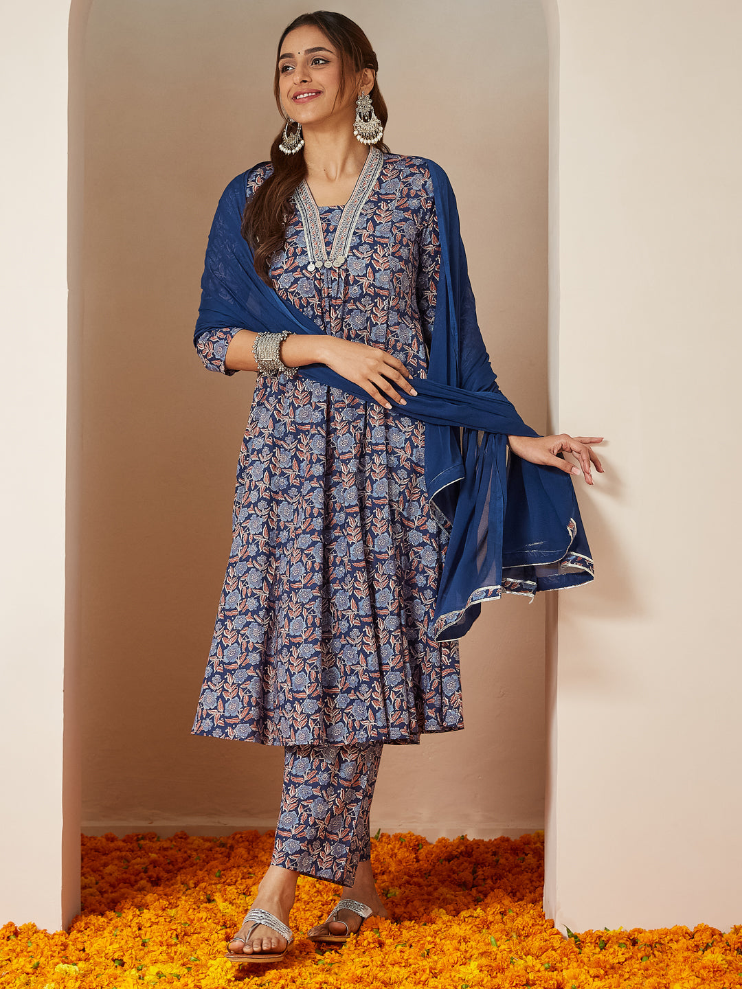Women's Blue Pure Cotton Yoke Design Floral Printed A-line Kurta Set