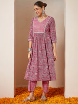 Women's Pink Pure Cotton Floral Printed A-line Kurta Set