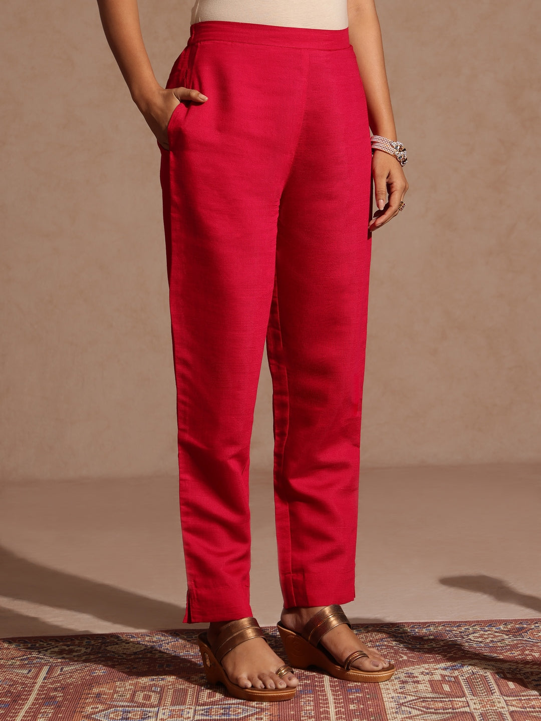 Women's Pink Silk Blend Embroidered Straight Kurta Set