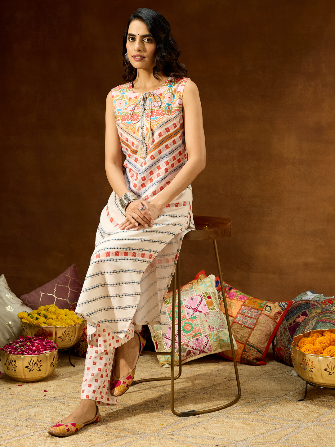 Women's Cream Cotton Blend Floral Printed Straight Co-ord Set