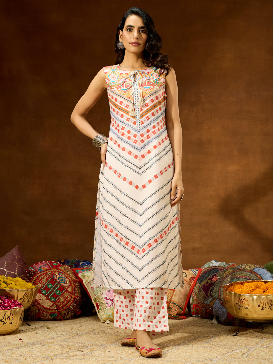 Women's Cream Cotton Blend Floral Printed Straight Co-ord Set