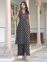 Black Pure Cotton Floral Printed Straight Kurta Set