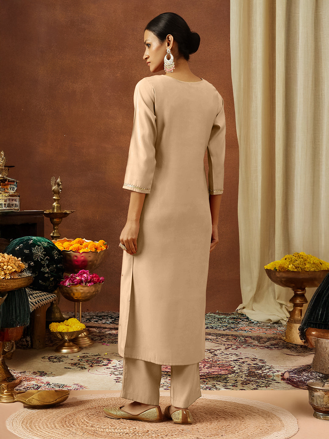 Women's Beige Chanderi Silk Zari Embroidered Straight Kurta Pant Set