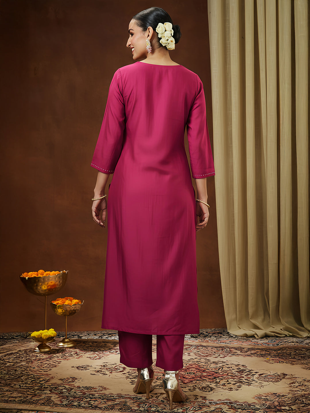 Women's Pink Silk Blend Embroidered Straight Kurta Pant Set