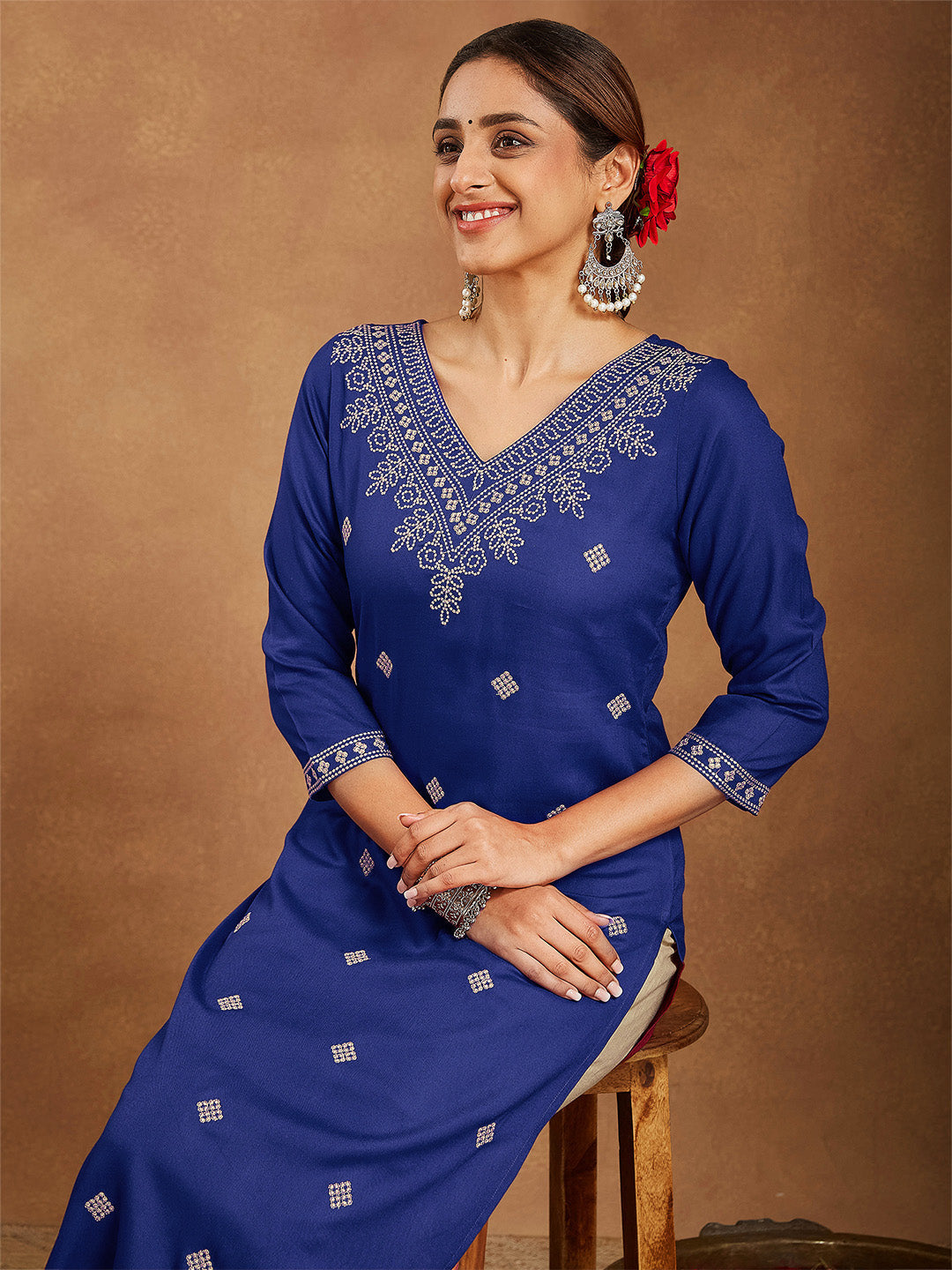 Women's Navy Blue Rayon Embroidered Straight Kurta