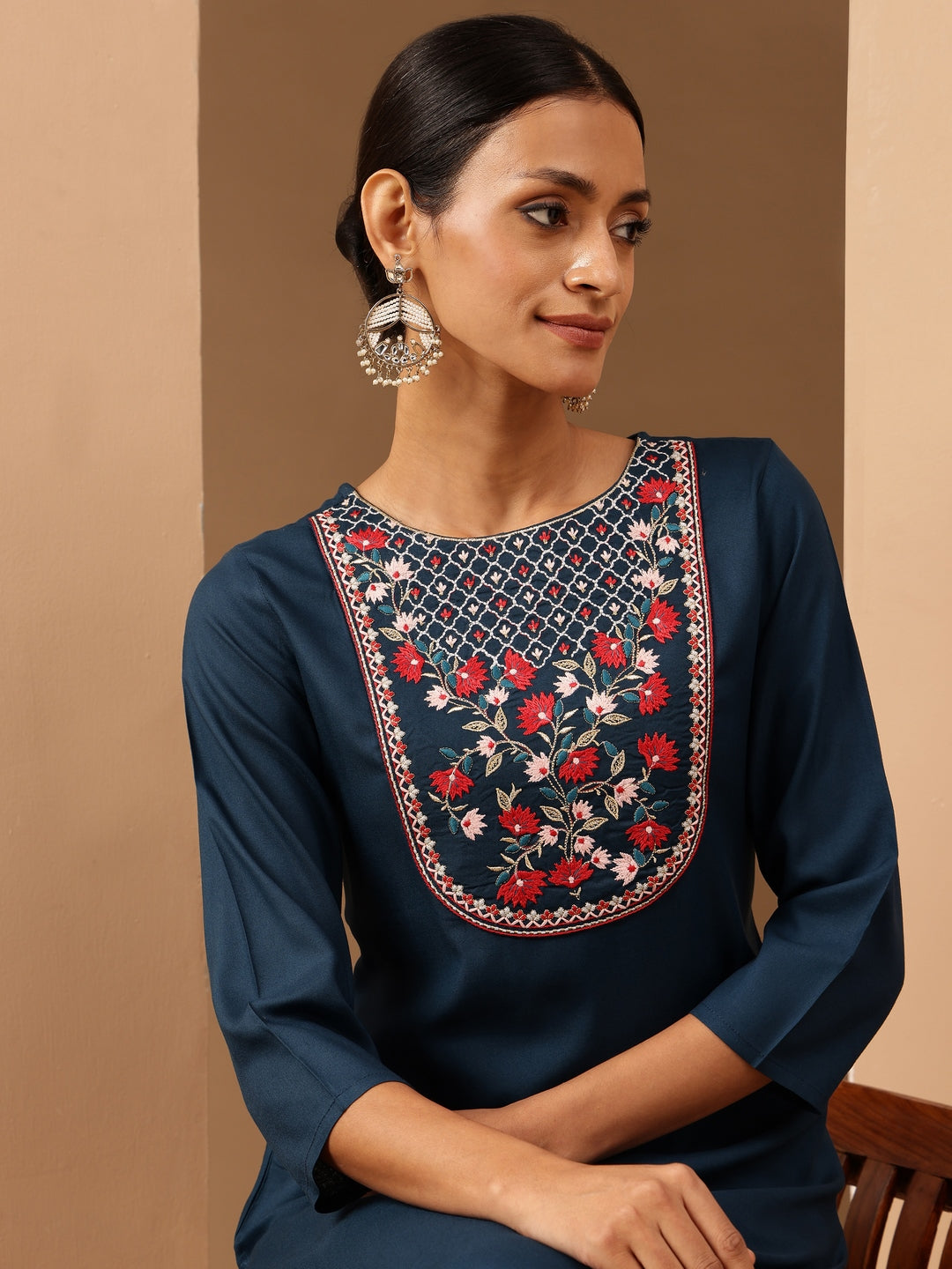 Women's Teal Blue Rayon Yoke Embroidered Straight Kurta