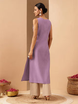 Women's Lavender Silk Blend Zari Embroidered Straight Kurta