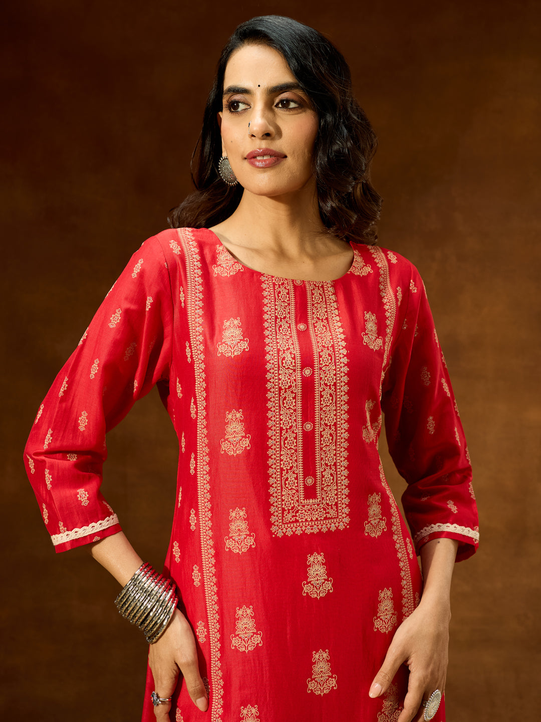 Women's Red Silk Blend Ethnic Printed Straight Kurta