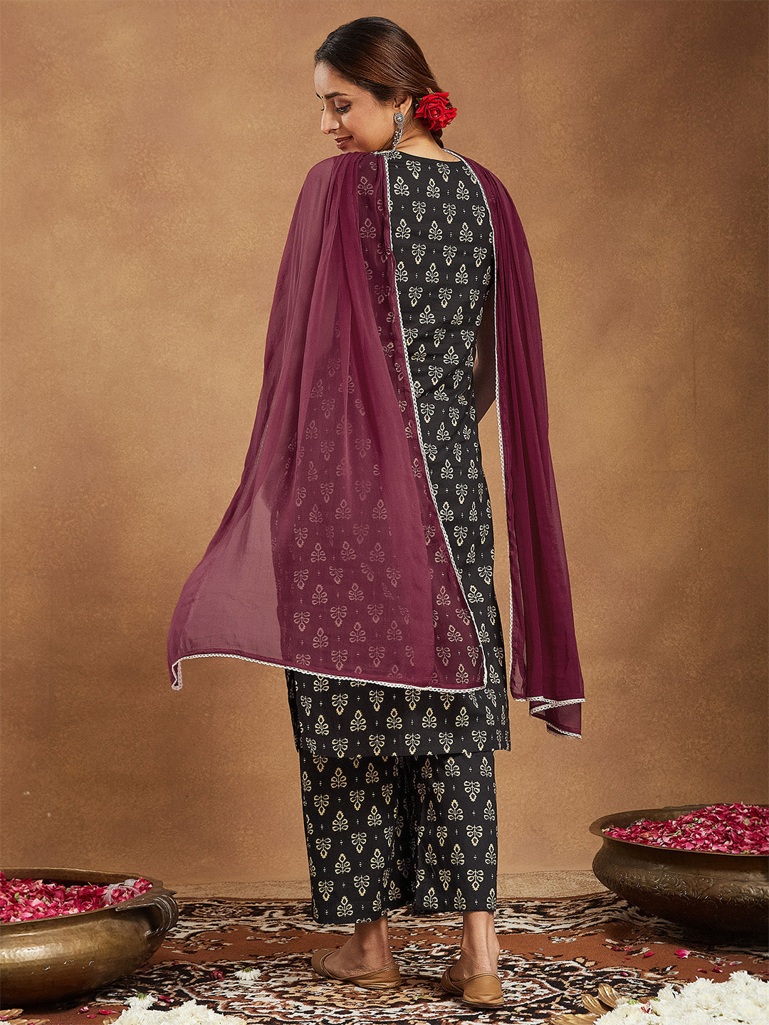 Women's Black Cotton Ethnic Motifs Printed Straight Kurta Set