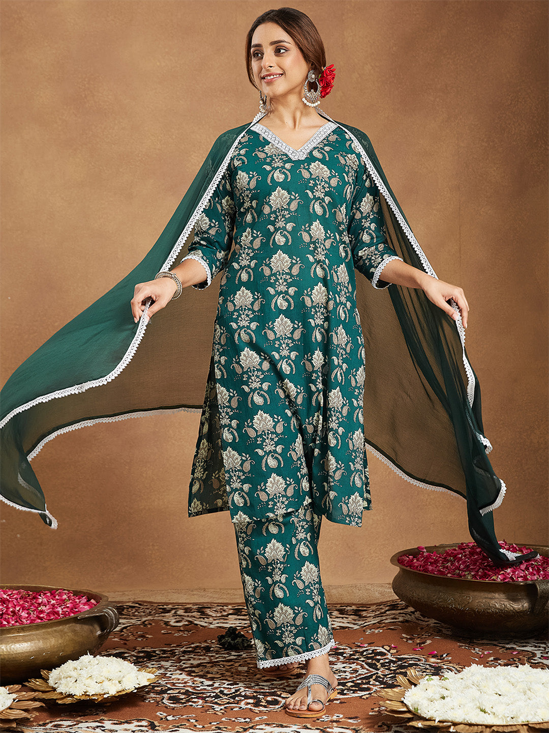 Women's Green Pure Cotton Paisley Printed Straight Kurta With Palazzo Set