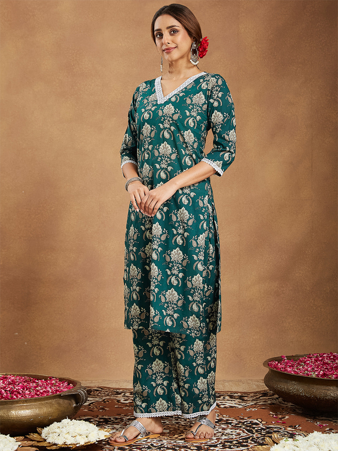 Women's Green Pure Cotton Paisley Printed Straight Kurta With Palazzo Set