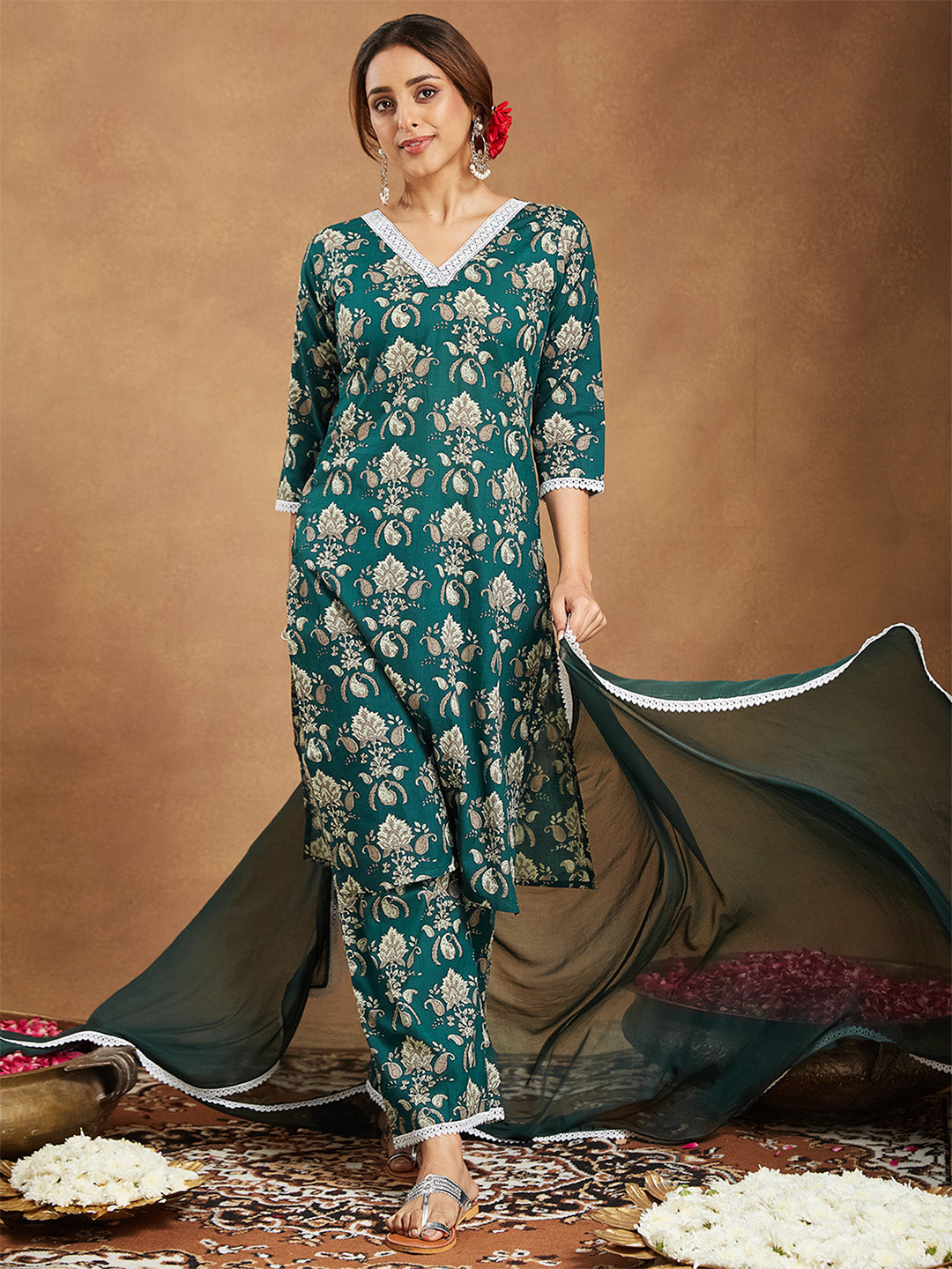 Women's Green Pure Cotton Paisley Printed Straight Kurta With Palazzo Set