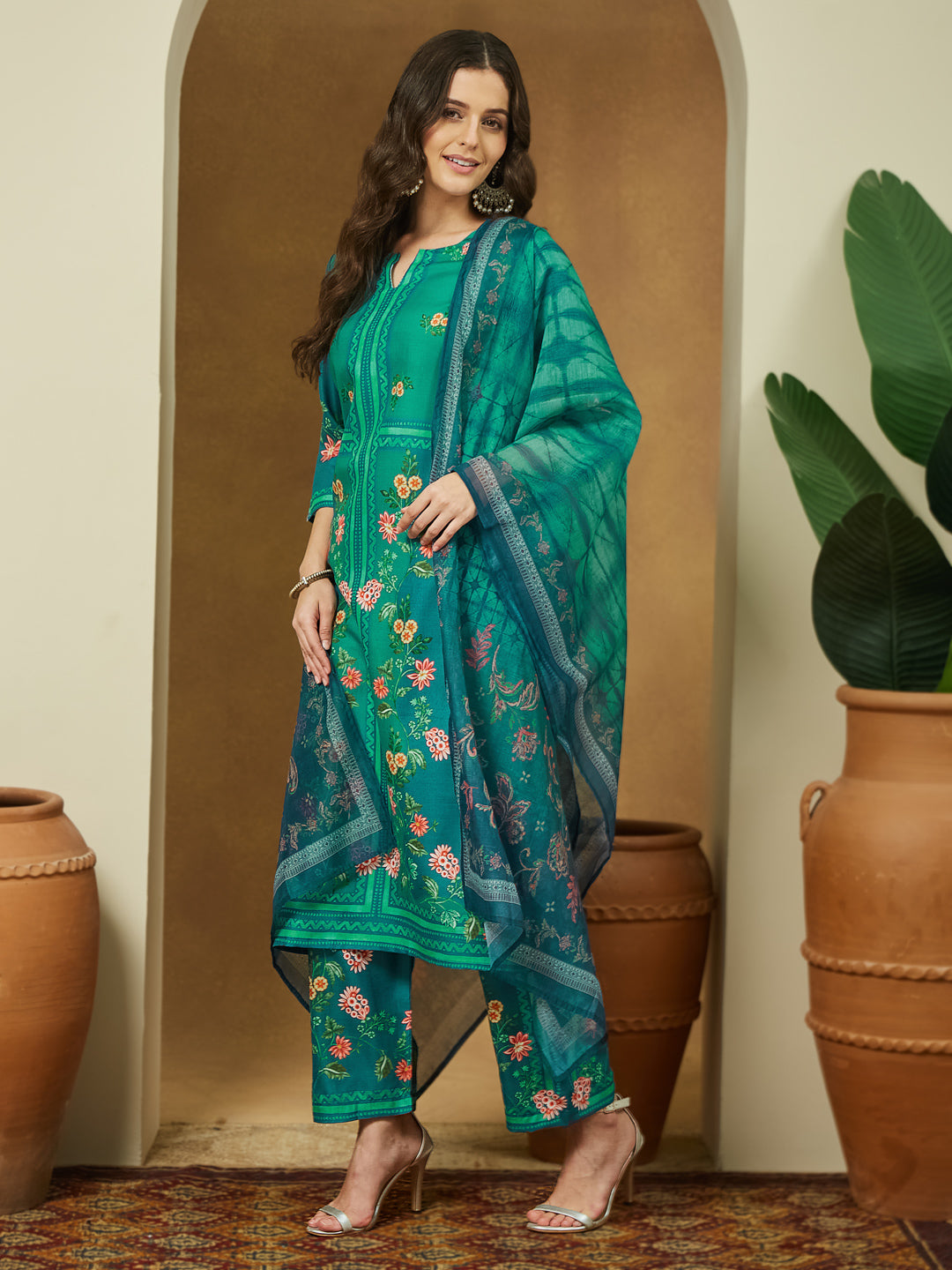 Women's Teal Blue Cotton Blend Floral Printed Straight Kurta Set