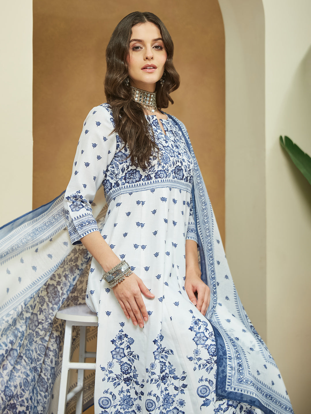 Women's White Cotton Blend Floral Printed Anarkali Kurta Set