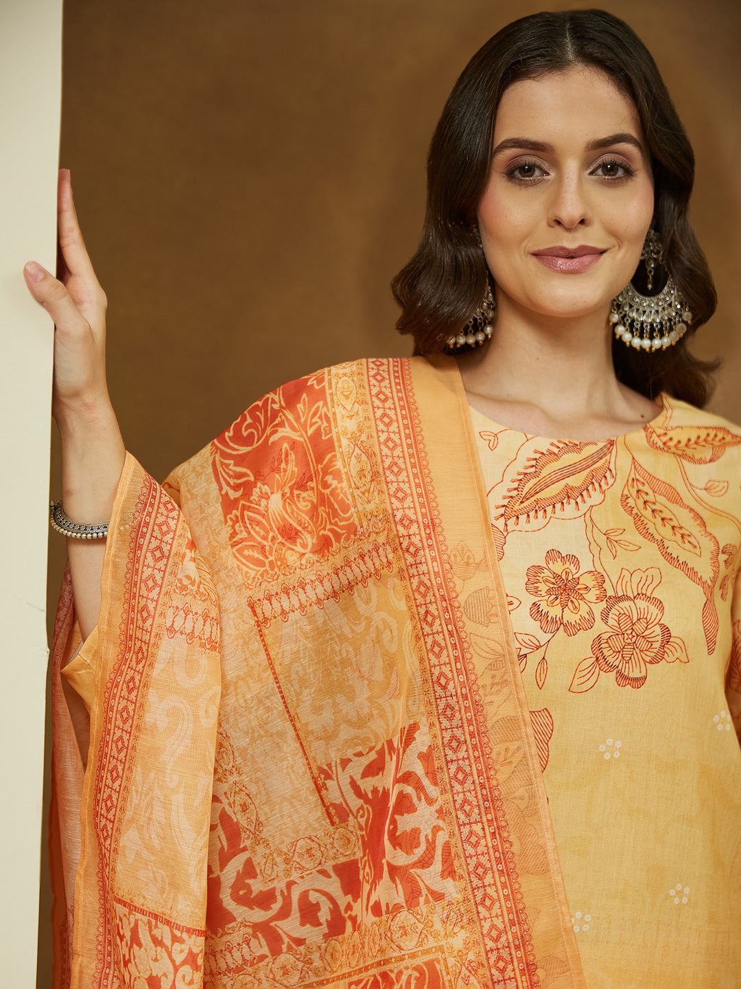 Women's Yellow Cotton Blend Floral Printed Straight Kurta Set