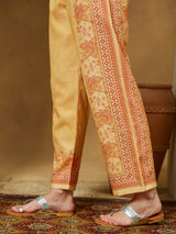 Women's Yellow Cotton Blend Floral Printed Straight Kurta Set