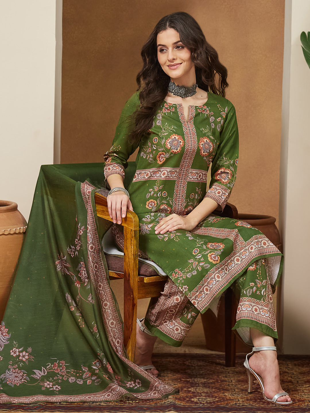 Women's Mehendi Green Cotton Blend Floral Printed Straight Kurta Set