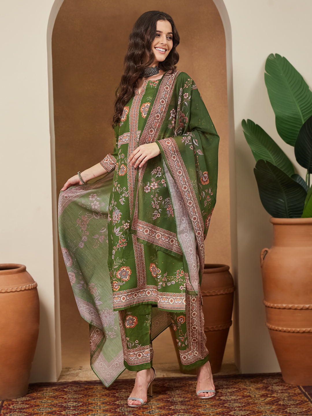 Women's Mehendi Green Cotton Blend Floral Printed Straight Kurta Set