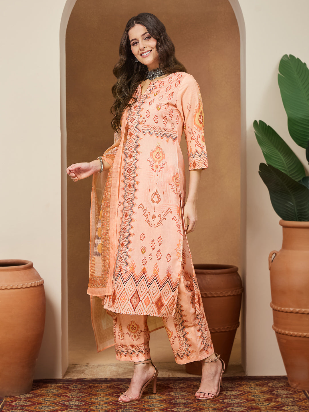 Women's Peach Cotton Blend Geometric Printed Straight Kurta Set