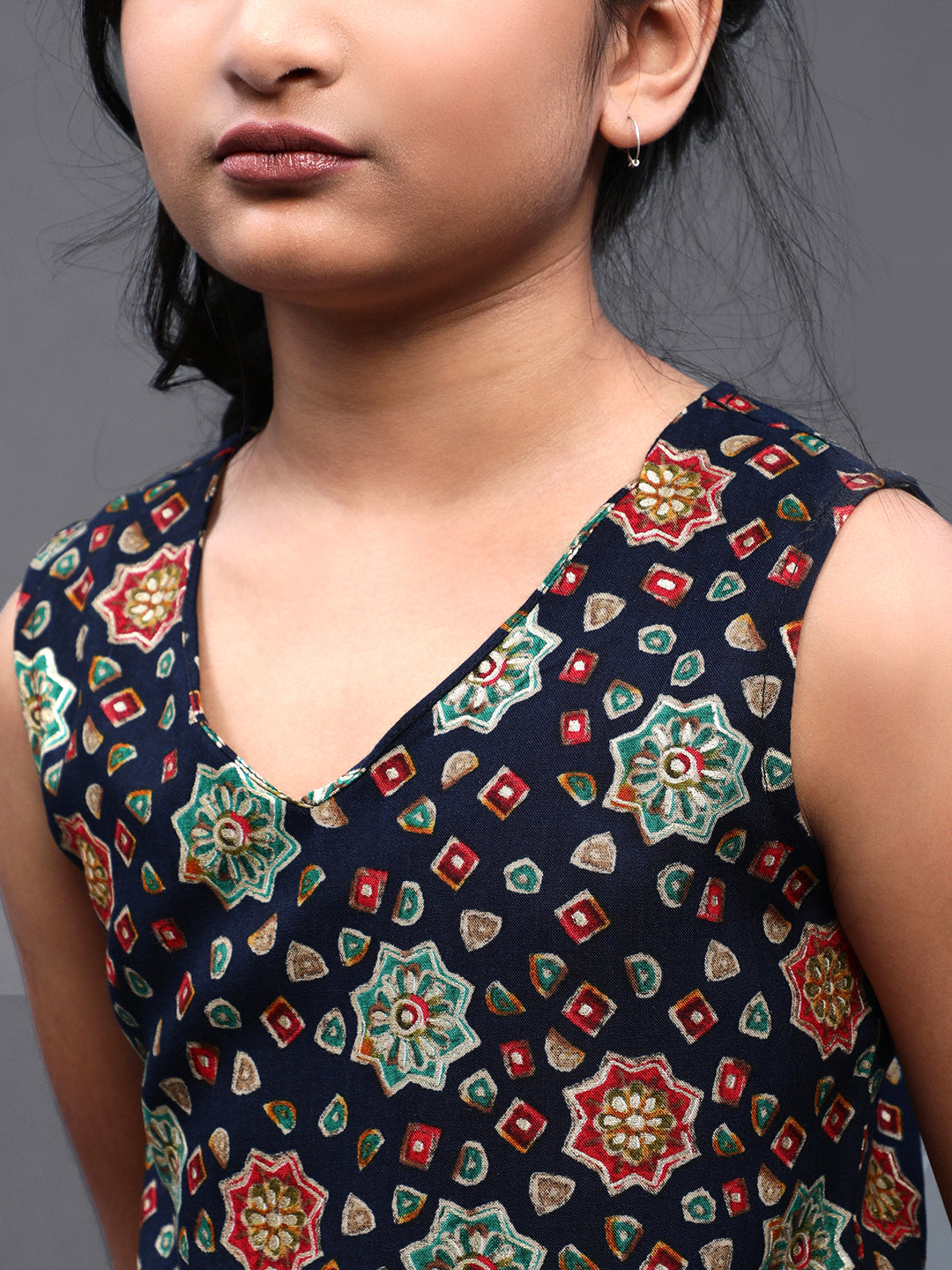 Blue Floral Kurta And Pant - Elganza
