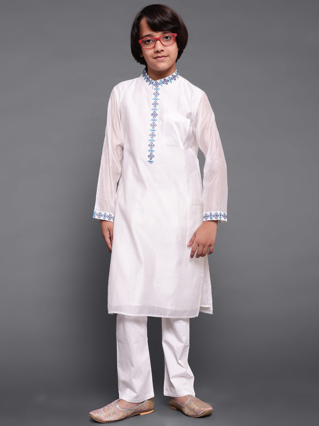 White Embroidered Long Kurta - Elganza