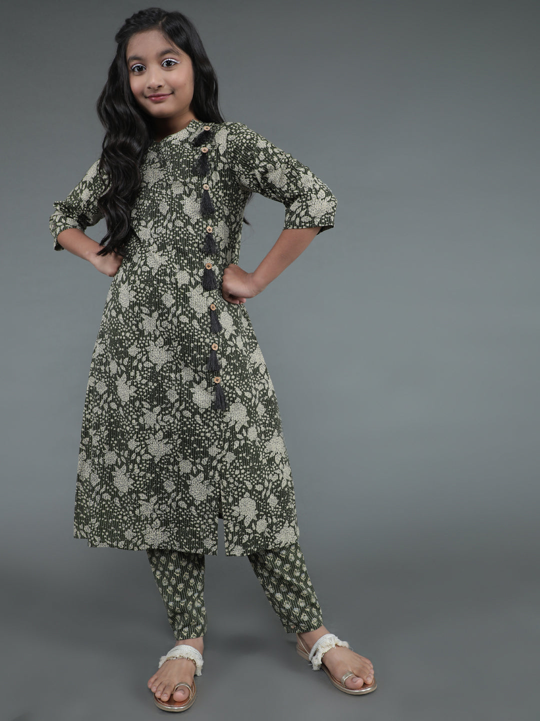 Green Floral Print Kantha Work Kurta With Pant - Elganza