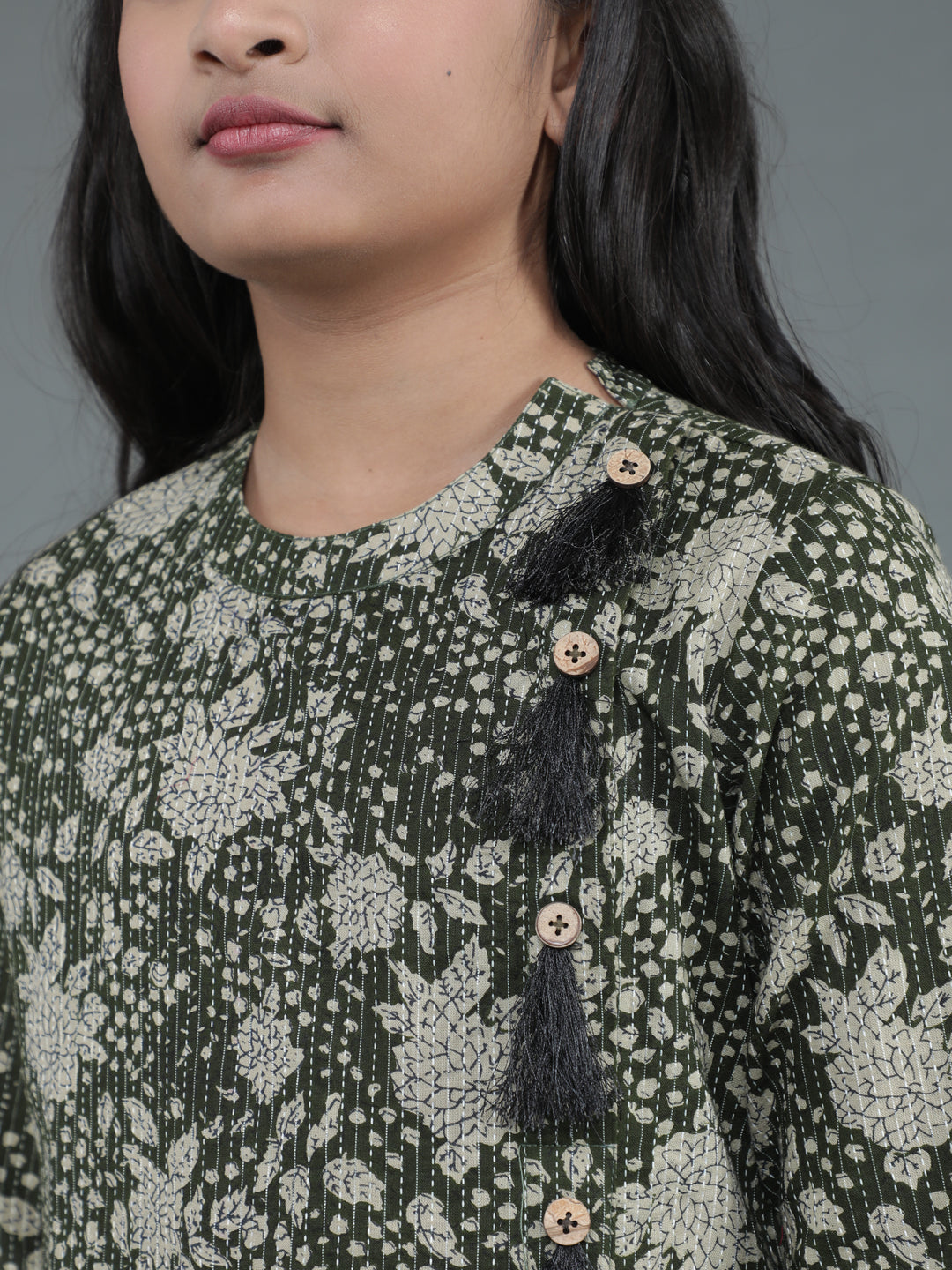 Green Floral Print Kantha Work Kurta With Pant - Elganza
