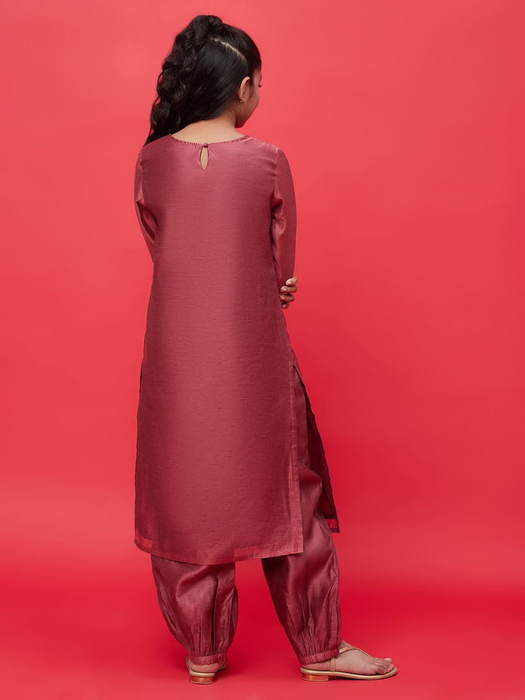Brown Embroidered Kurta With Balloon Pant