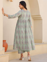 Light Green Cotton Floral Printed A-line Maternity Kurta Pant Set