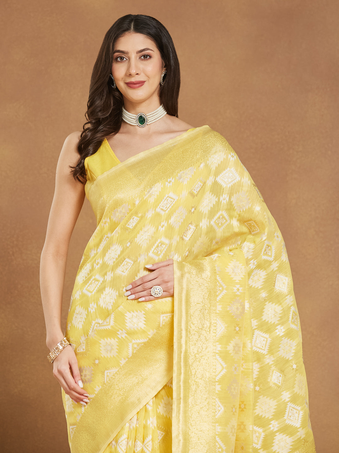 Women's Yellow Silk Blend Geometric Woven Design Jacquard Saree with Blouse Piece