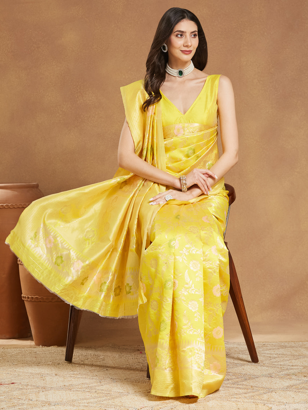 Women's Yellow Silk Blend Floral Woven Design Jacquard Saree with Blouse Piece