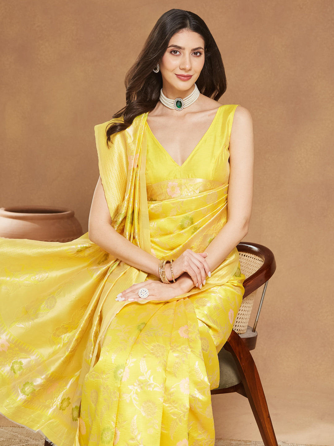 Women's Yellow Silk Blend Floral Woven Design Jacquard Saree with Blouse Piece