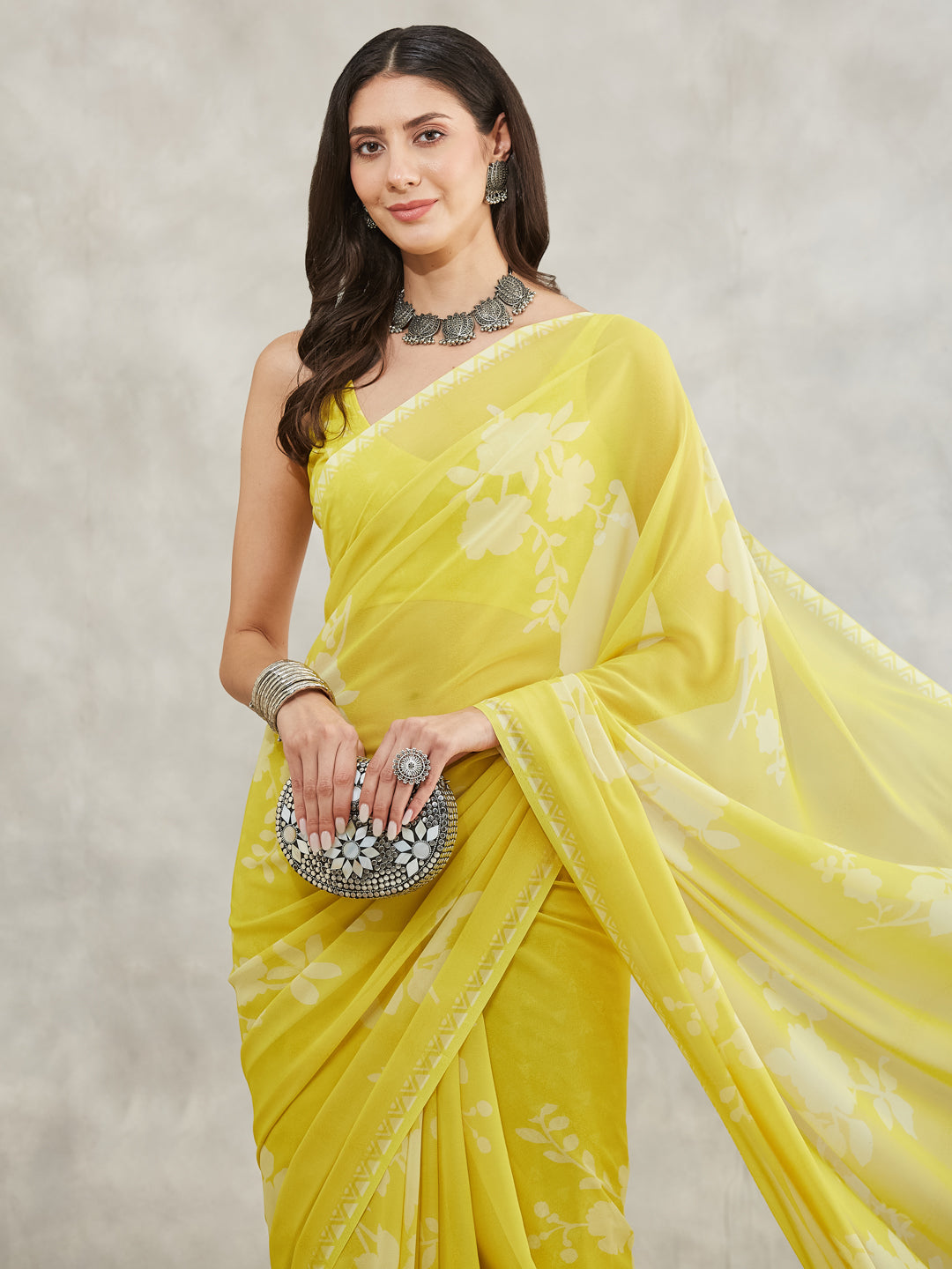 Women's Lime Yellow Georgette Floral Printed Printed Saree with Blouse Piece