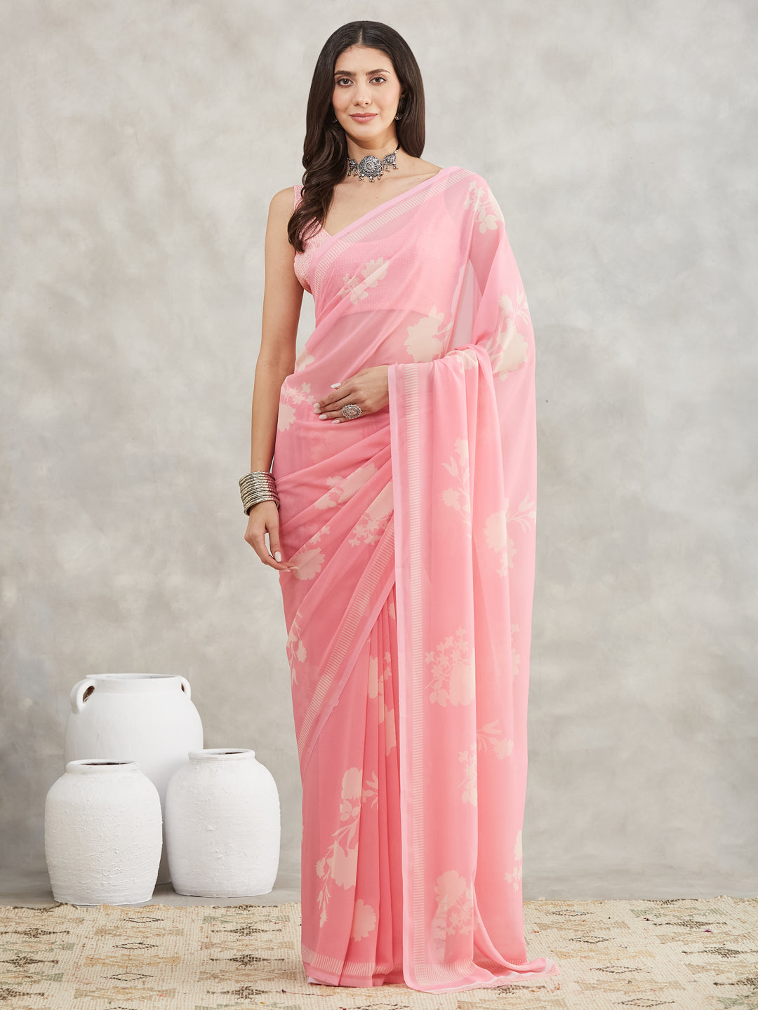 Women's Light Pink Georgette Floral Printed Printed Saree with Blouse Piece