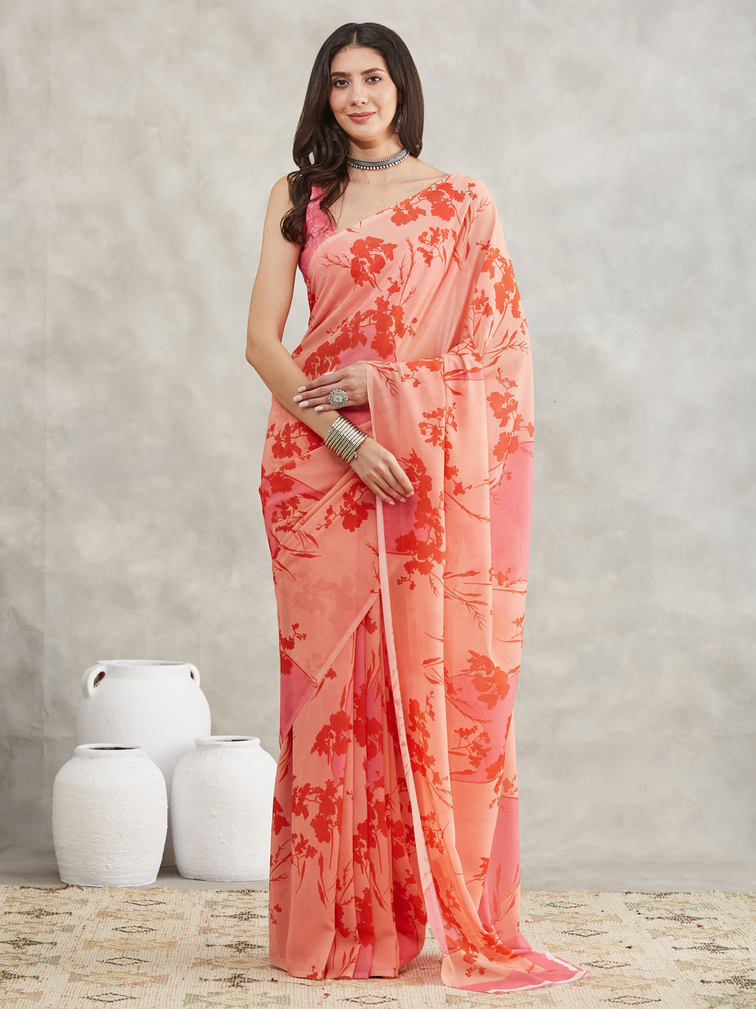 Women's Peach Georgette Floral Printed Printed Saree with Blouse Piece