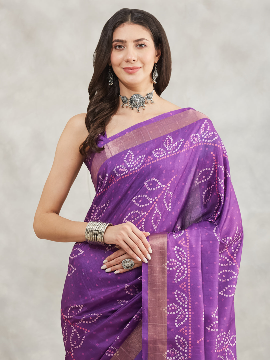 Women's Purple Silk Blend Bandhani Printed Printed Saree with Blouse Piece
